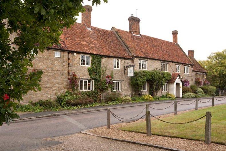 Falcon Hotel Towcester Εξωτερικό φωτογραφία